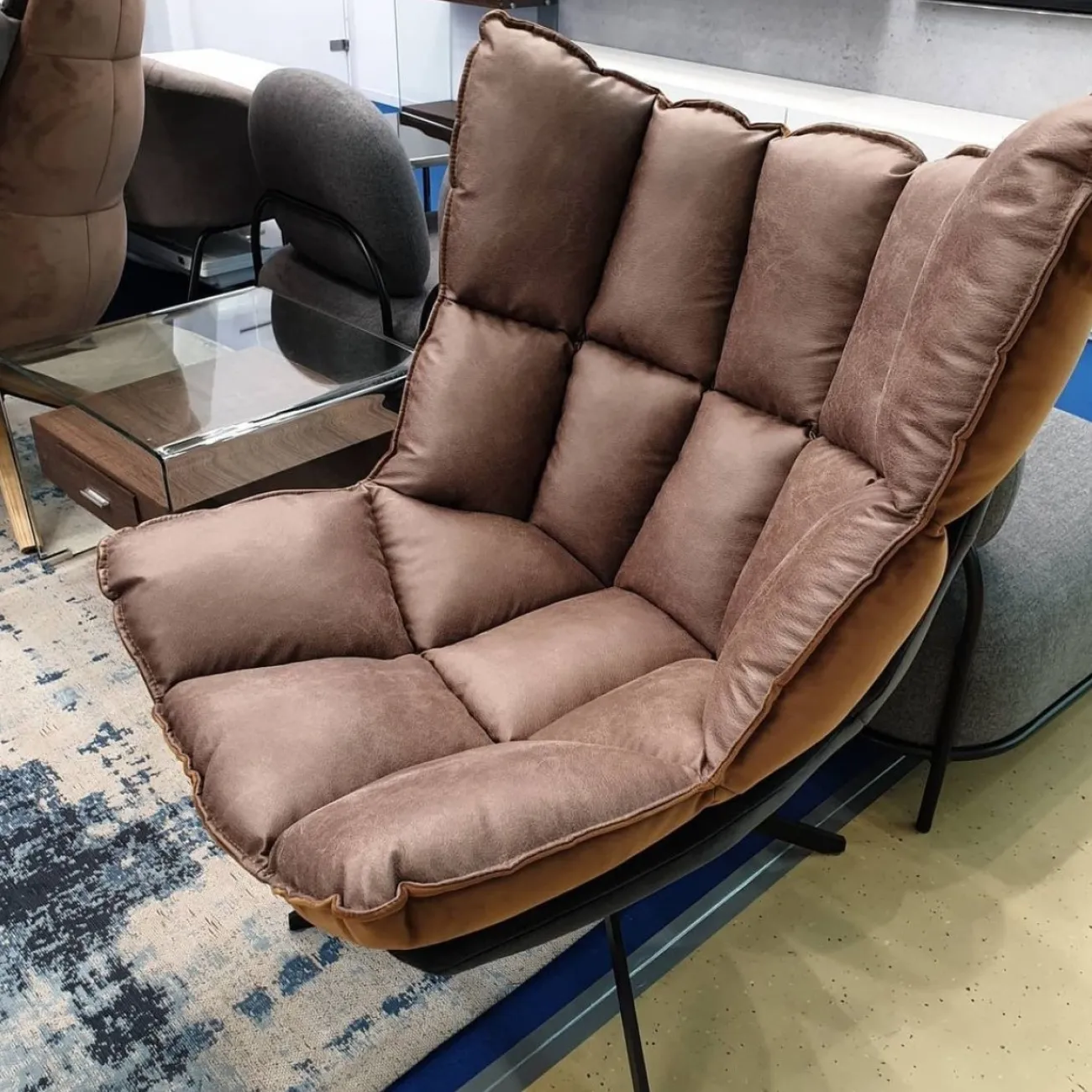 Кресло DC-1565F малое коричневый/серый ESF Кресло DC-1565F малое коричневый/серый ESF