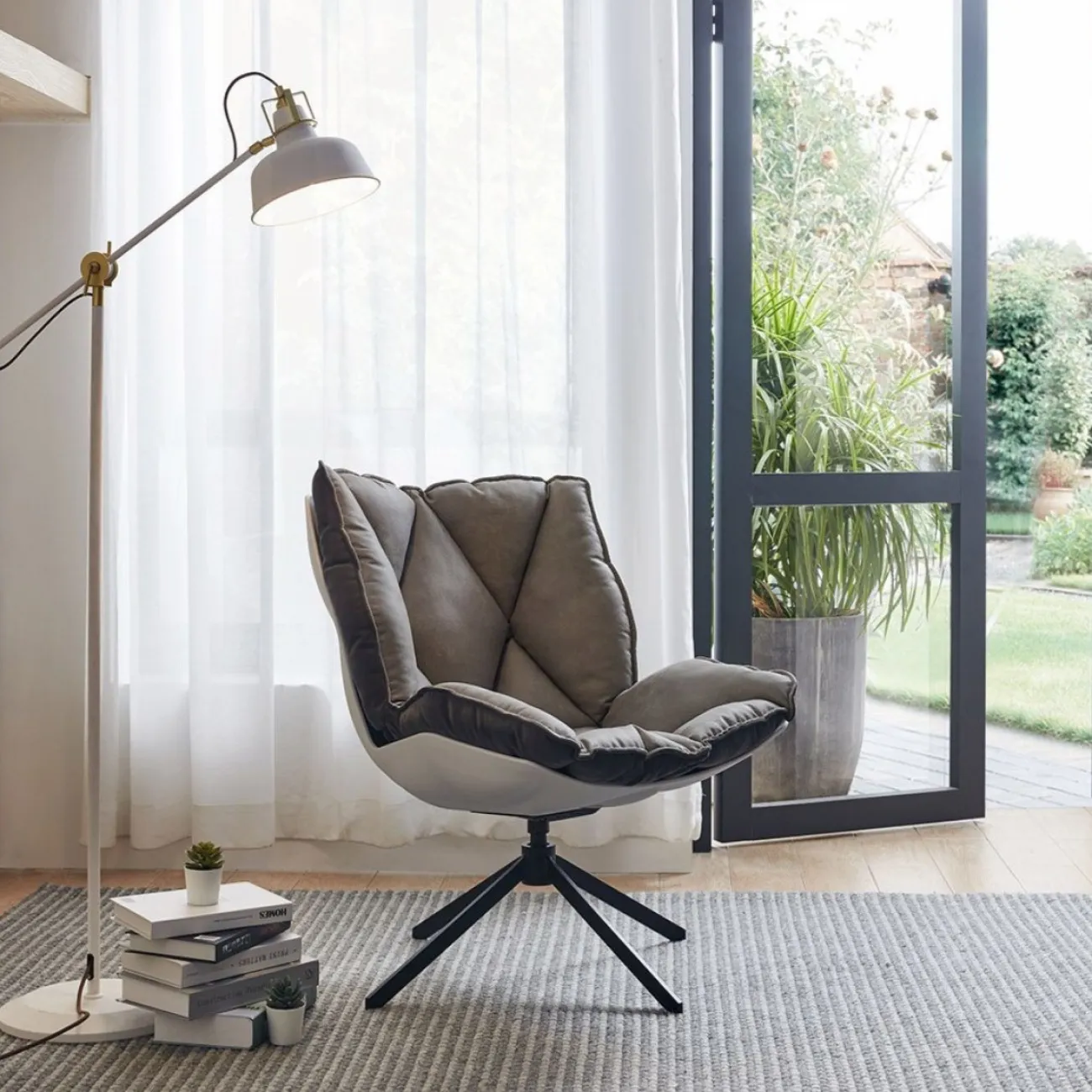 Кресло DС-1565D серый HE510-23B/ноги металл ESF