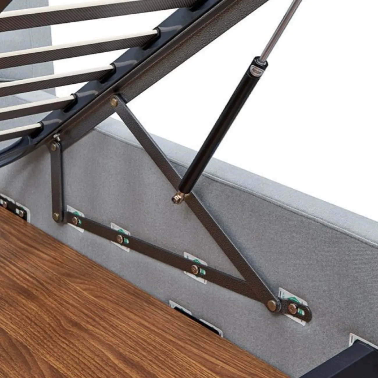 Кровать GC1726 (180-200) серый FA905-31 с ящиком для белья ESF Кровать GC1726 (180-200) серый FA905-31 с ящиком для белья ESF