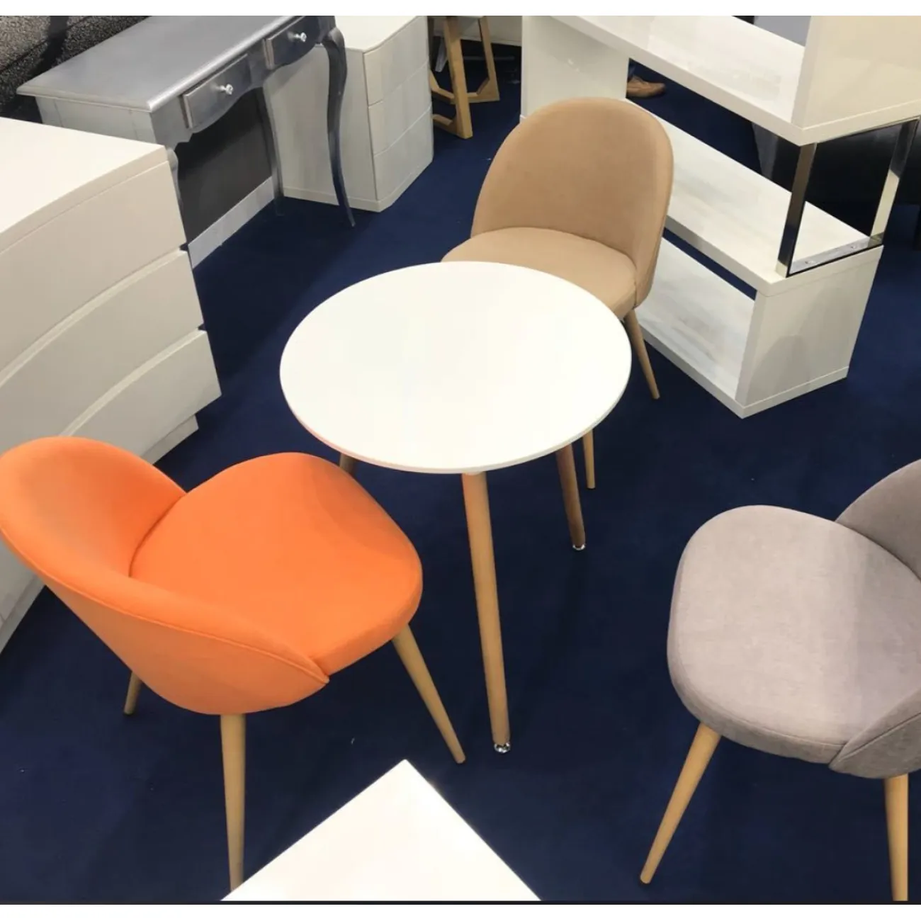 Стол DT-902 белый d80 ESF