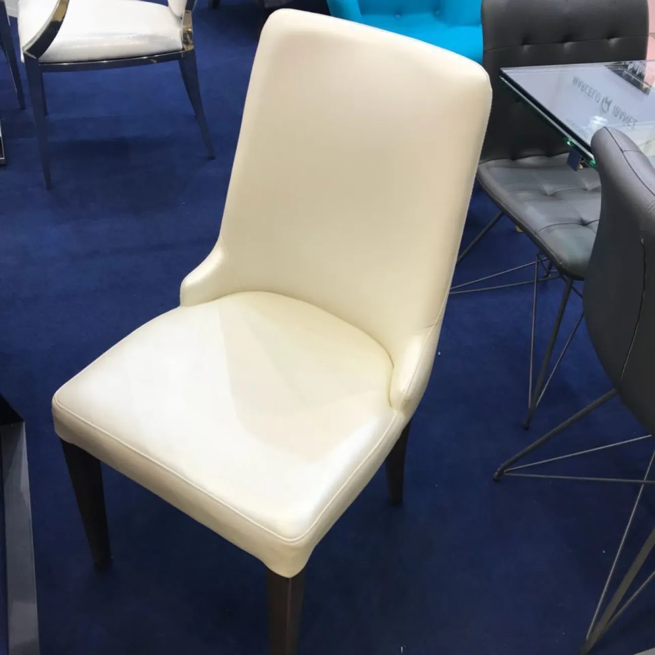 Стул HB-1640 бежевый ESF