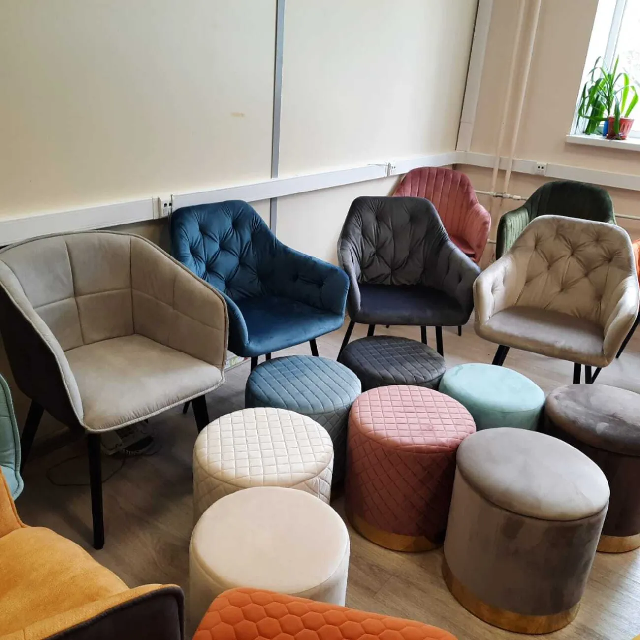 Стул HERTA 13367 светло-серый ESF