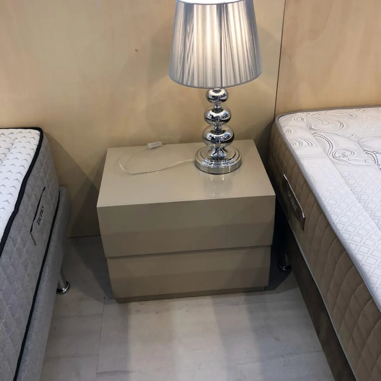 Тумба прикроватная М-152 шампань ESF Тумба прикроватная М-152 шампань ESF