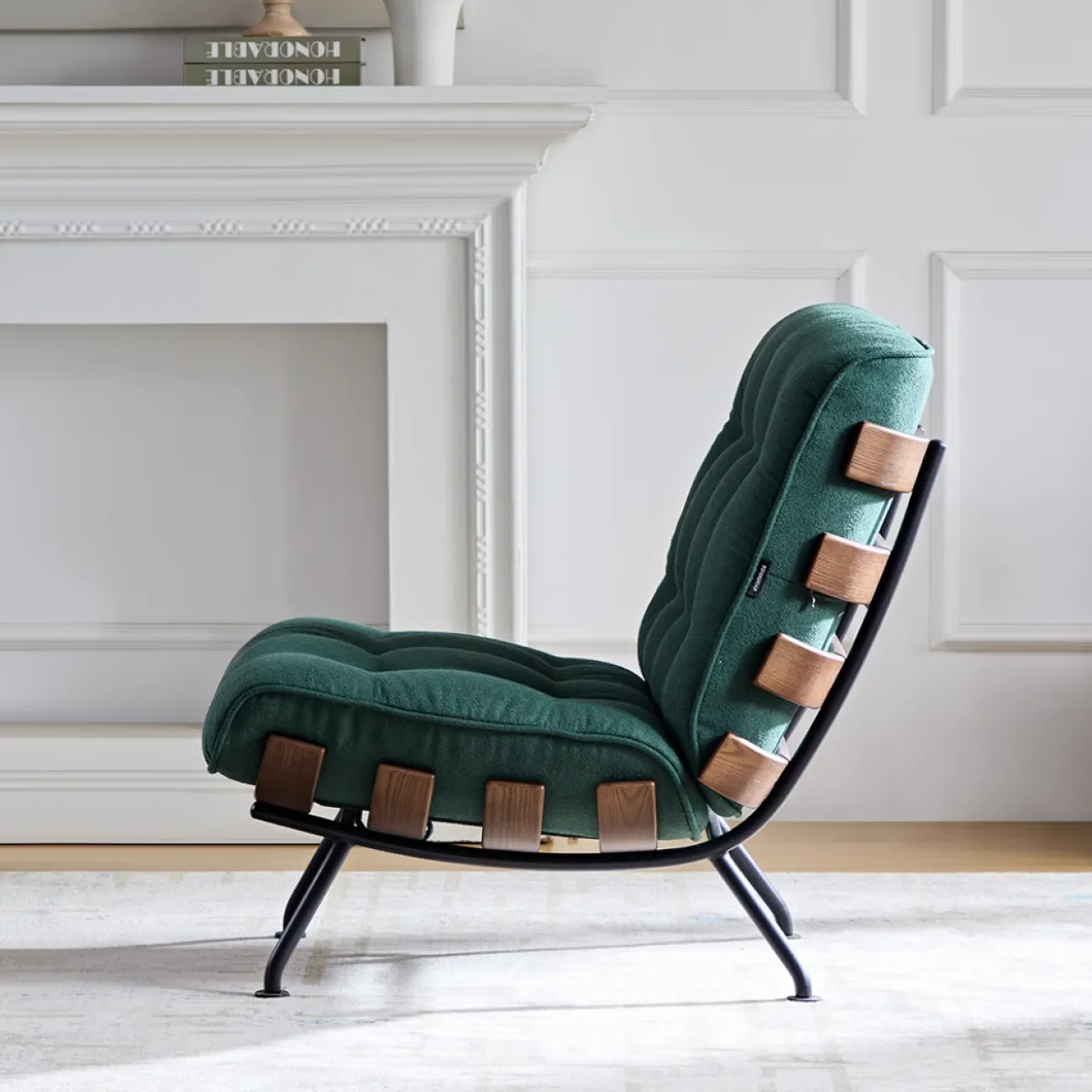 Современные ретро-диван-кресло FINNNAVIAN Savor 35600-29 Современные ретро-диван-кресло FINNNAVIAN Savor 35600-29