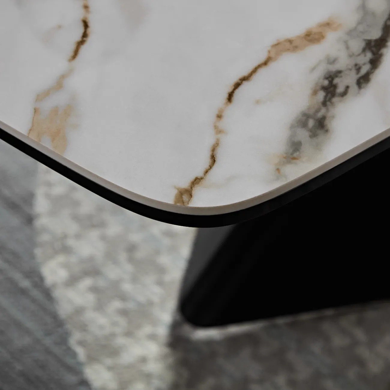 Дизайнерский модный обеденный стол из каменной плиты FINNNAVIAN Track 35602-29