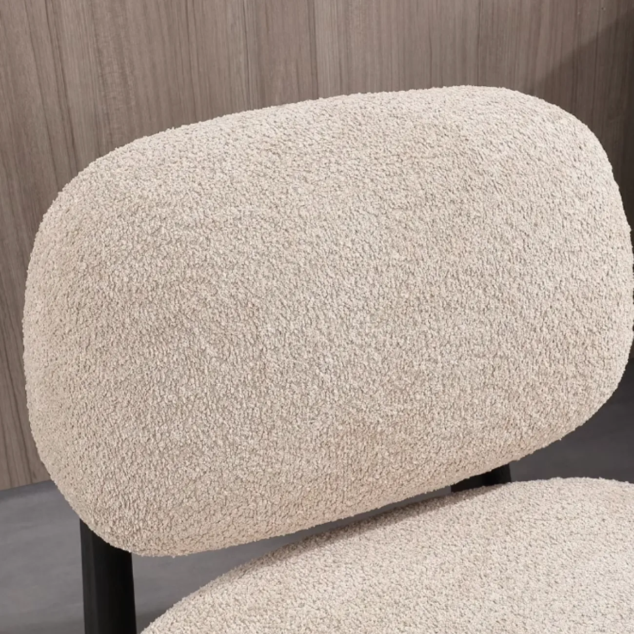 Современное тканевое кресло в ретро стиле FINNNAVIAN Otra 35606-29 Современное тканевое кресло в ретро стиле FINNNAVIAN Otra 35606-29