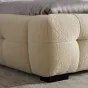 Роскошная двуспальная кровать в кремовом стиле FINNNAVIAN Lennon 35610-29