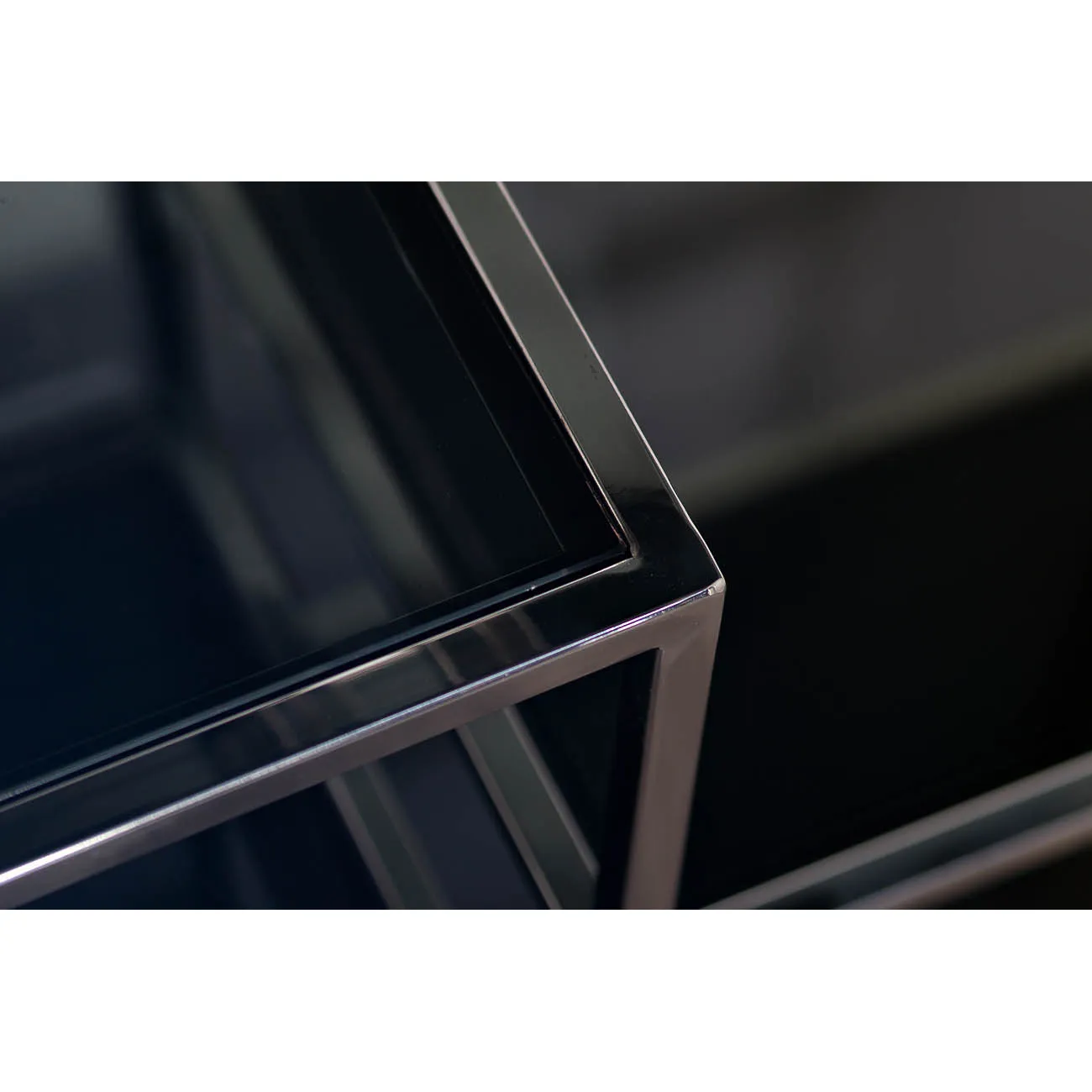 Стеллаж с черным стеклом (хром) 46AS-SH1408-SILVER от LaLume