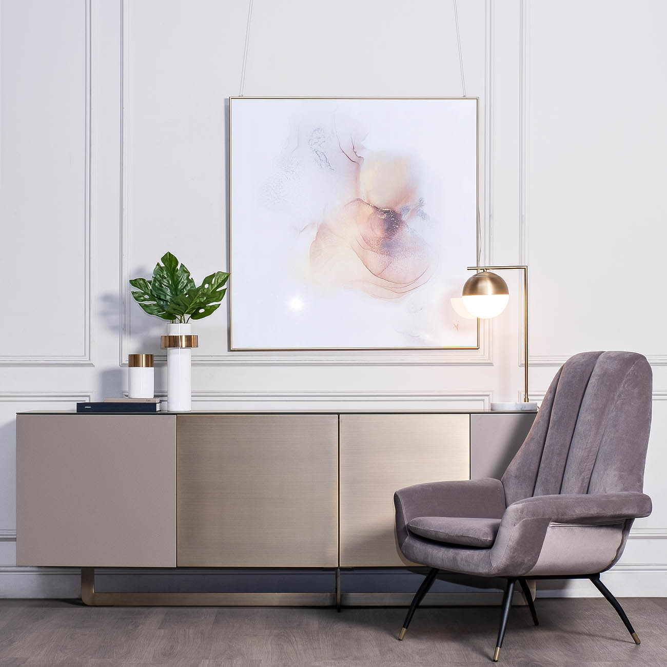 Лампа настольная с матовым плафоном, золото 22-88228 от LaLume