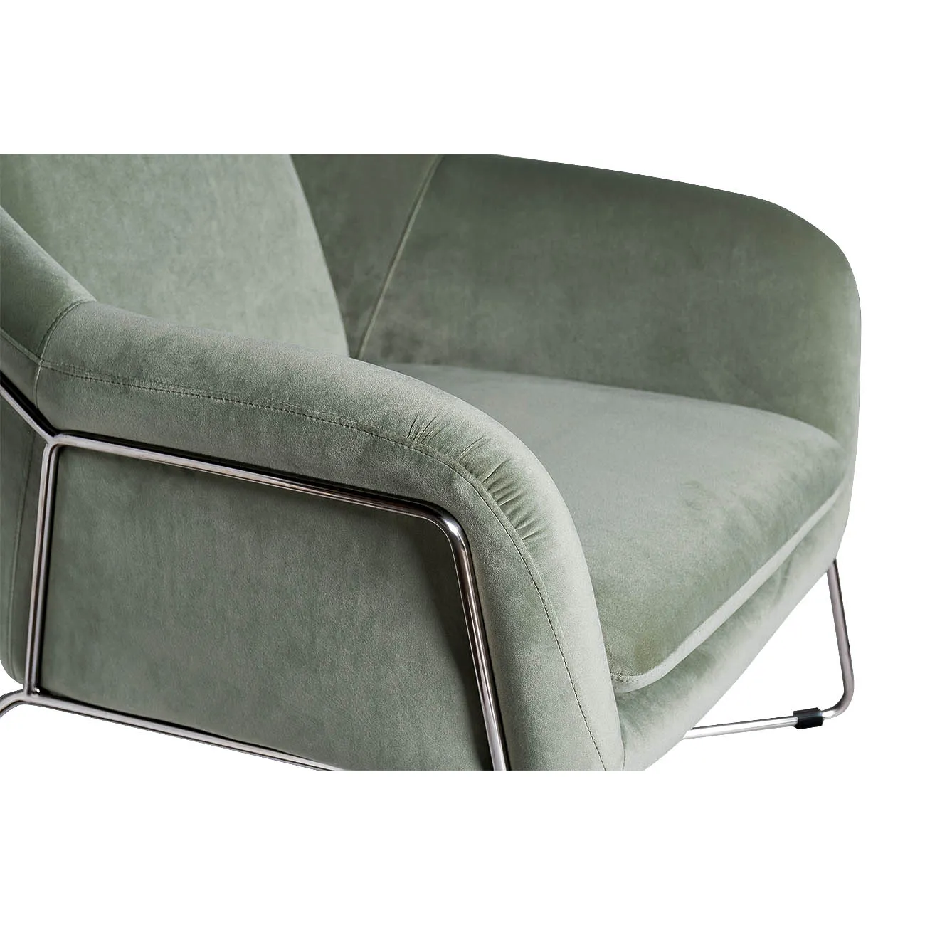 Кресло на металлическом каркасе велюровое светло-оливковое 46AS-AR2976-OLV от LaLume