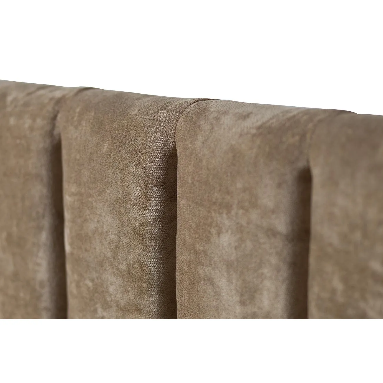 Кровать двуспальная бархатная бежевая N-B1743BG от LaLume