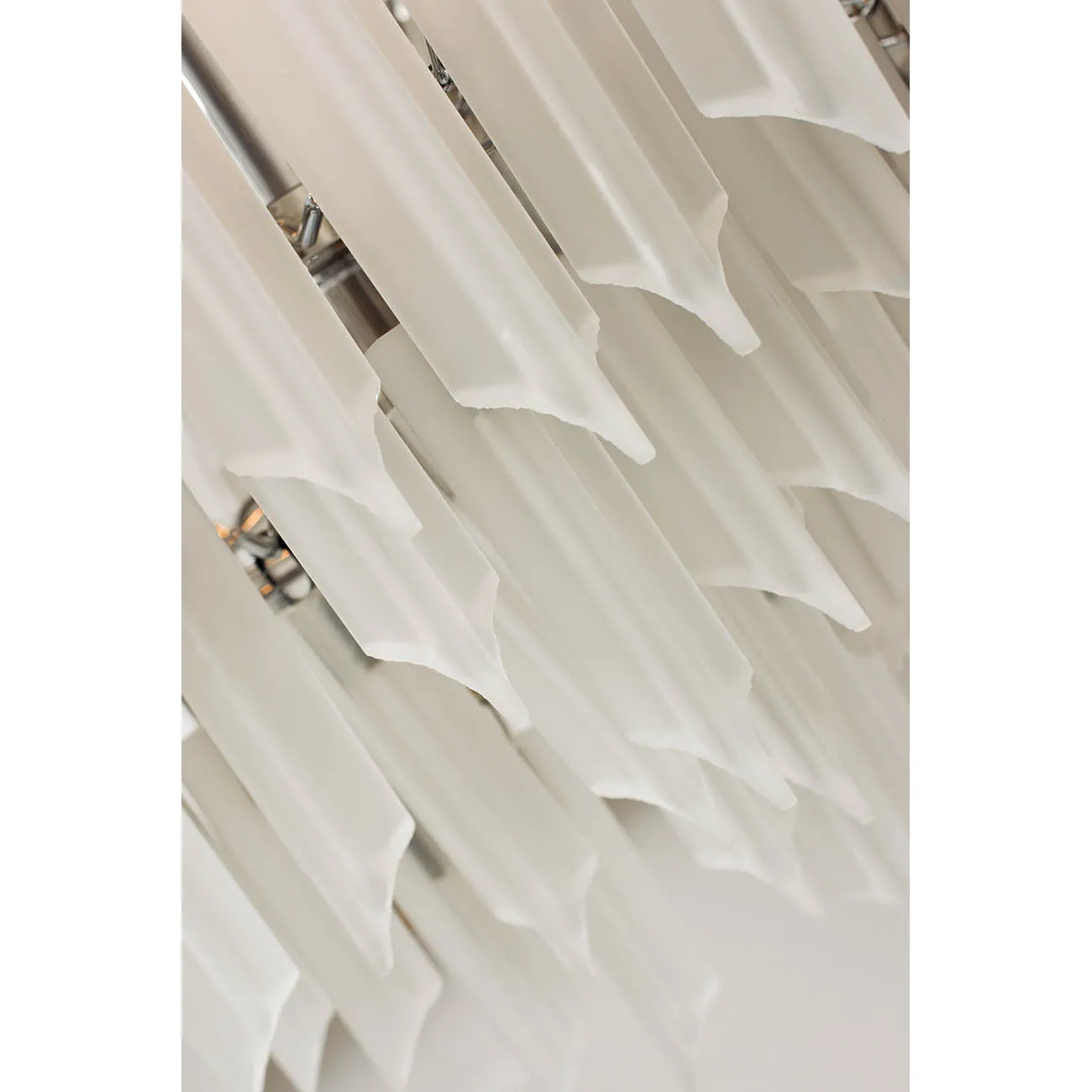 Люстра с матовым стеклом K2KR805-9 от LaLume