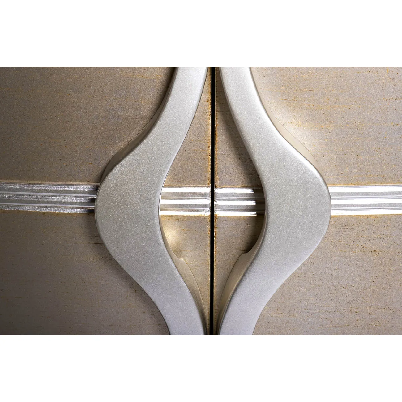 Комод округлый ART-4500-S от LaLume