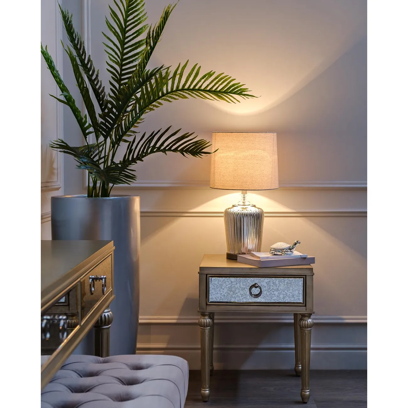 Лампа настольная серебристая (кремовый абажур) 22-88237 от LaLume