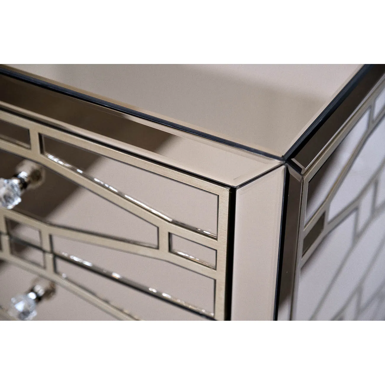 Тумбочка зеркальная с ящиками KFG046 от LaLume