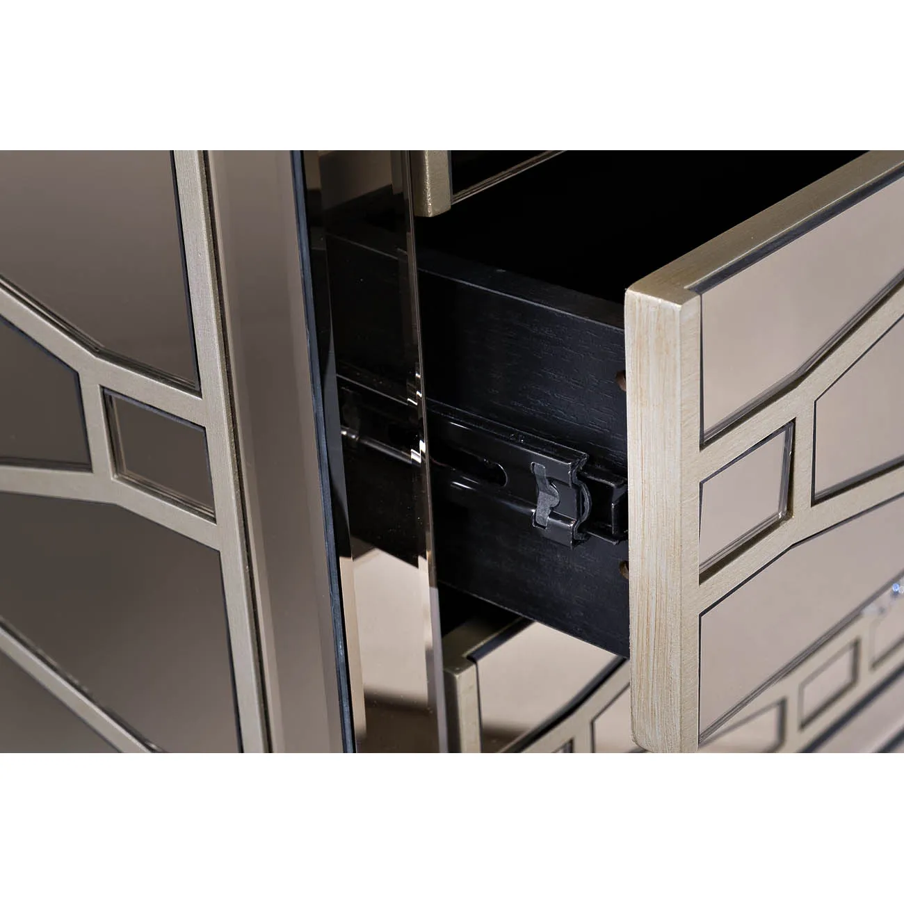 Тумбочка зеркальная с ящиками KFG046 от LaLume