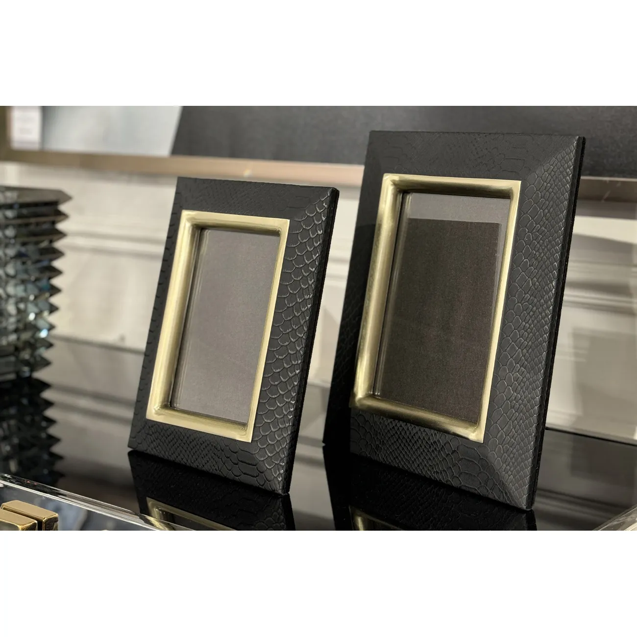 Фоторамка 22.5*2*26.5 GardaDecor 95IM-15345L Фоторамка 22.5*2*26.5 GardaDecor 95IM-15345L