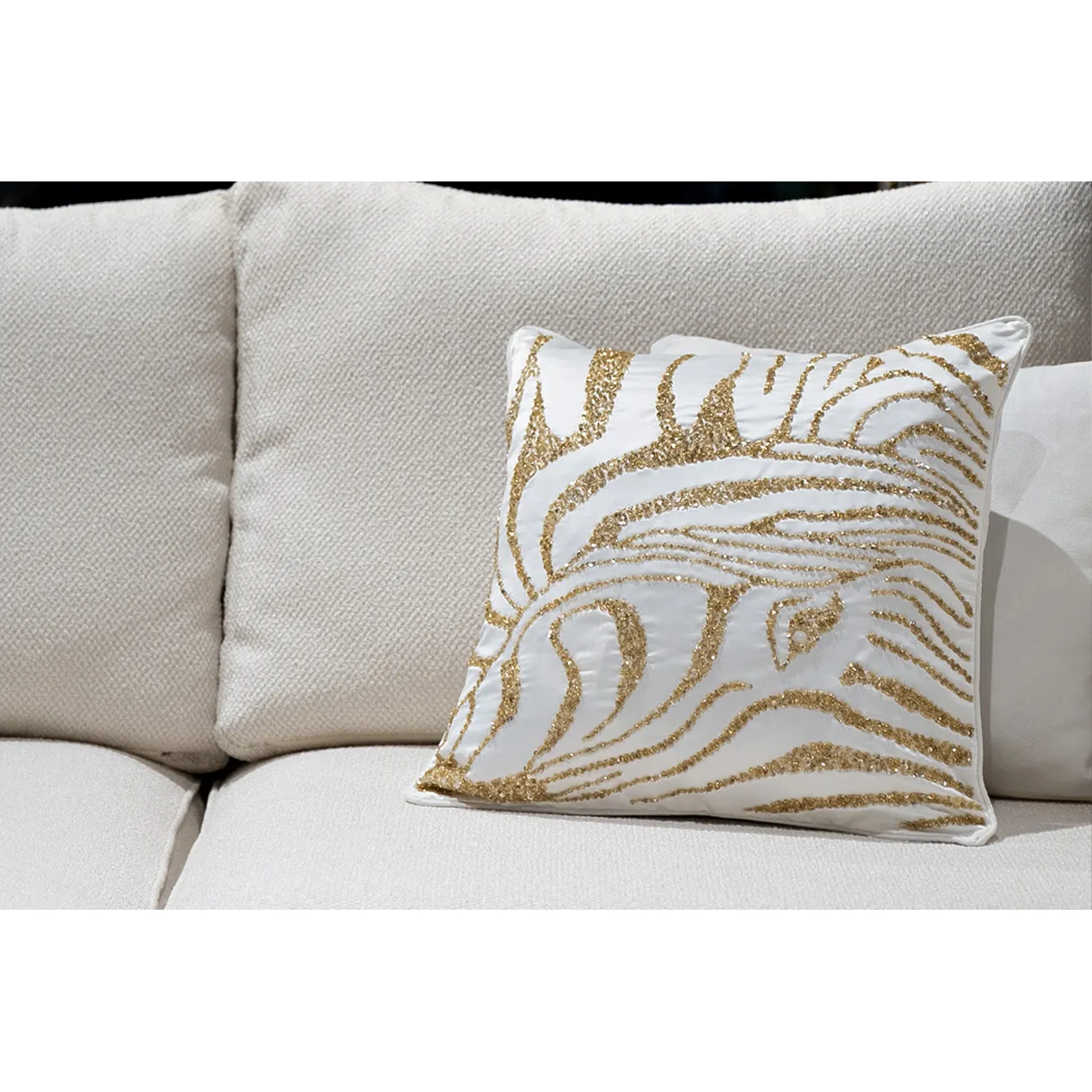 Подушка с бисером 45*45 GardaDecor Зебра 70SW-30310