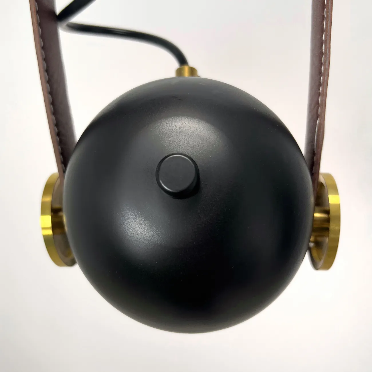 Подвесной светильник BULLET WOOD от ImperiumLoft