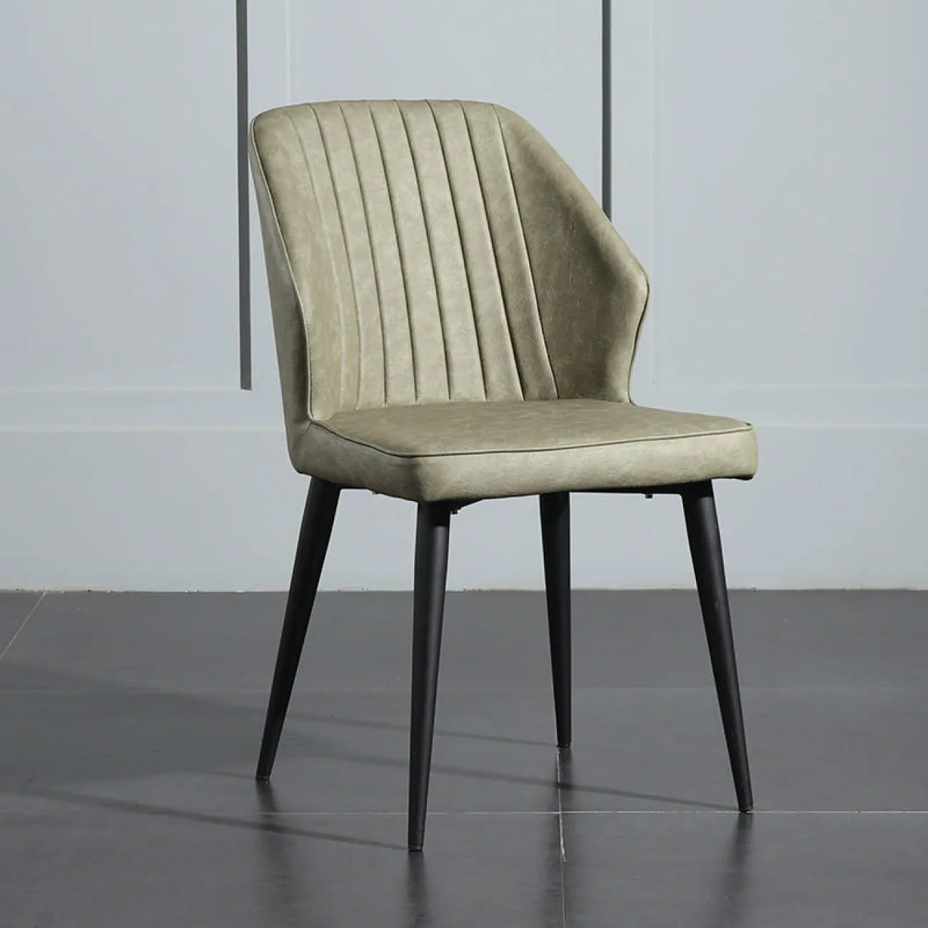 Дизайнерский обеденный стул LaLume-ST00255