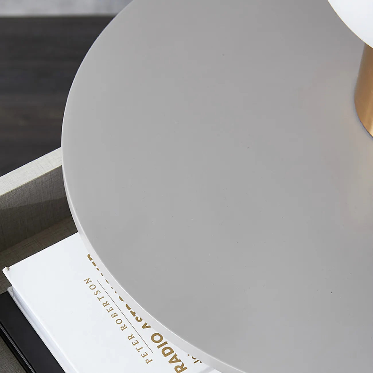 Стильная прикроватная тумба - LaLume-TT00123