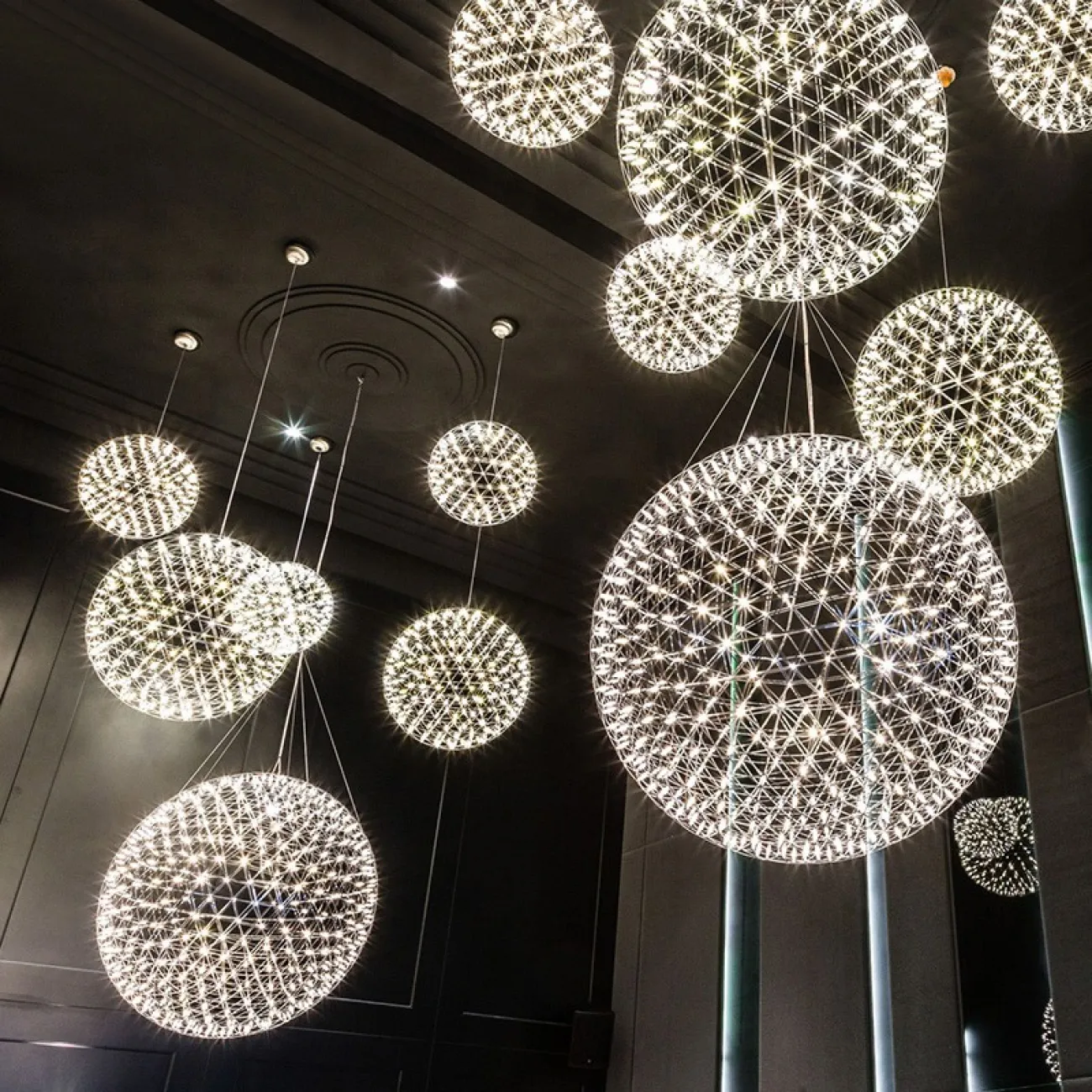 Подвесная люстра FIREWORK от ImperiumLoft