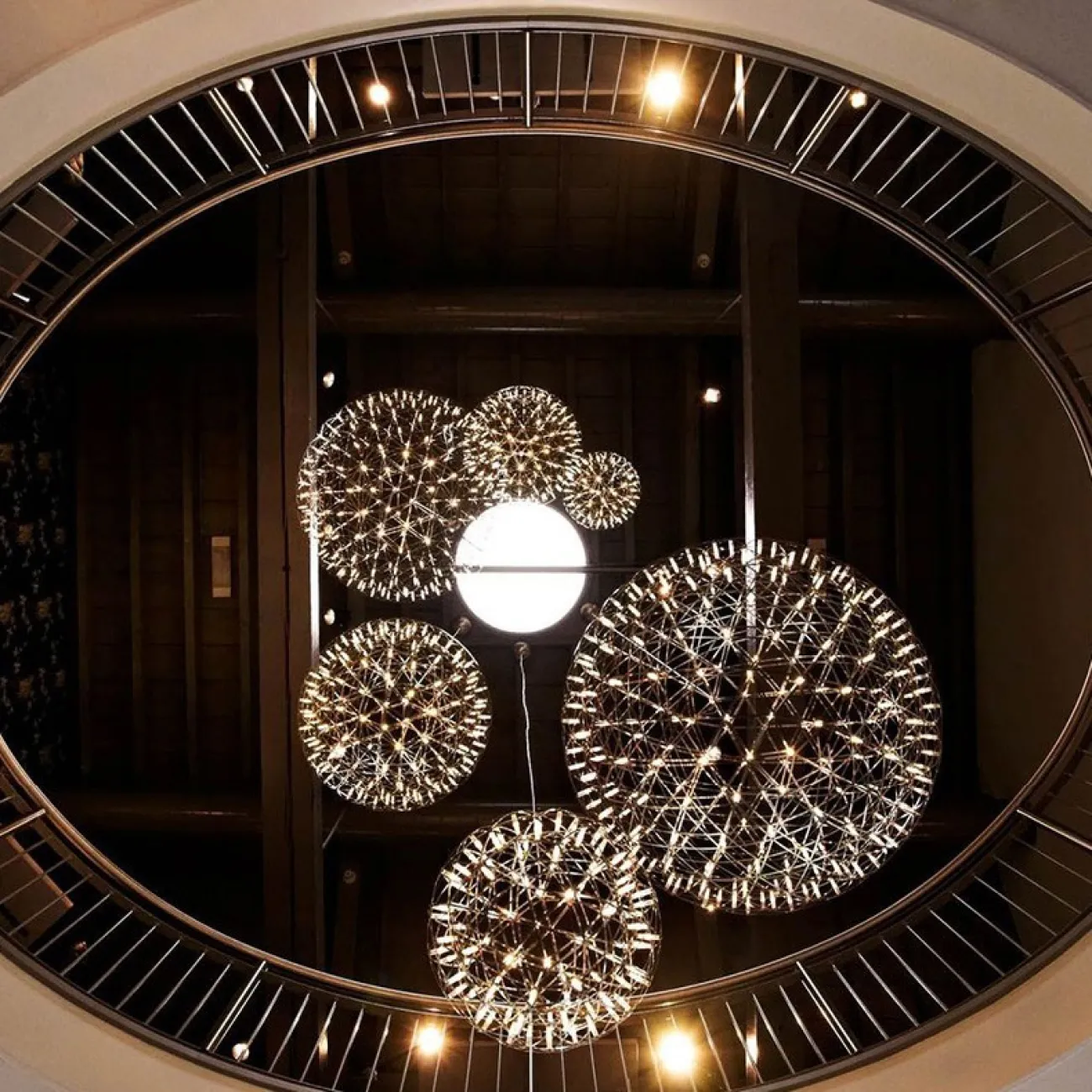 Подвесная люстра FIREWORK от ImperiumLoft Подвесная люстра FIREWORK от ImperiumLoft