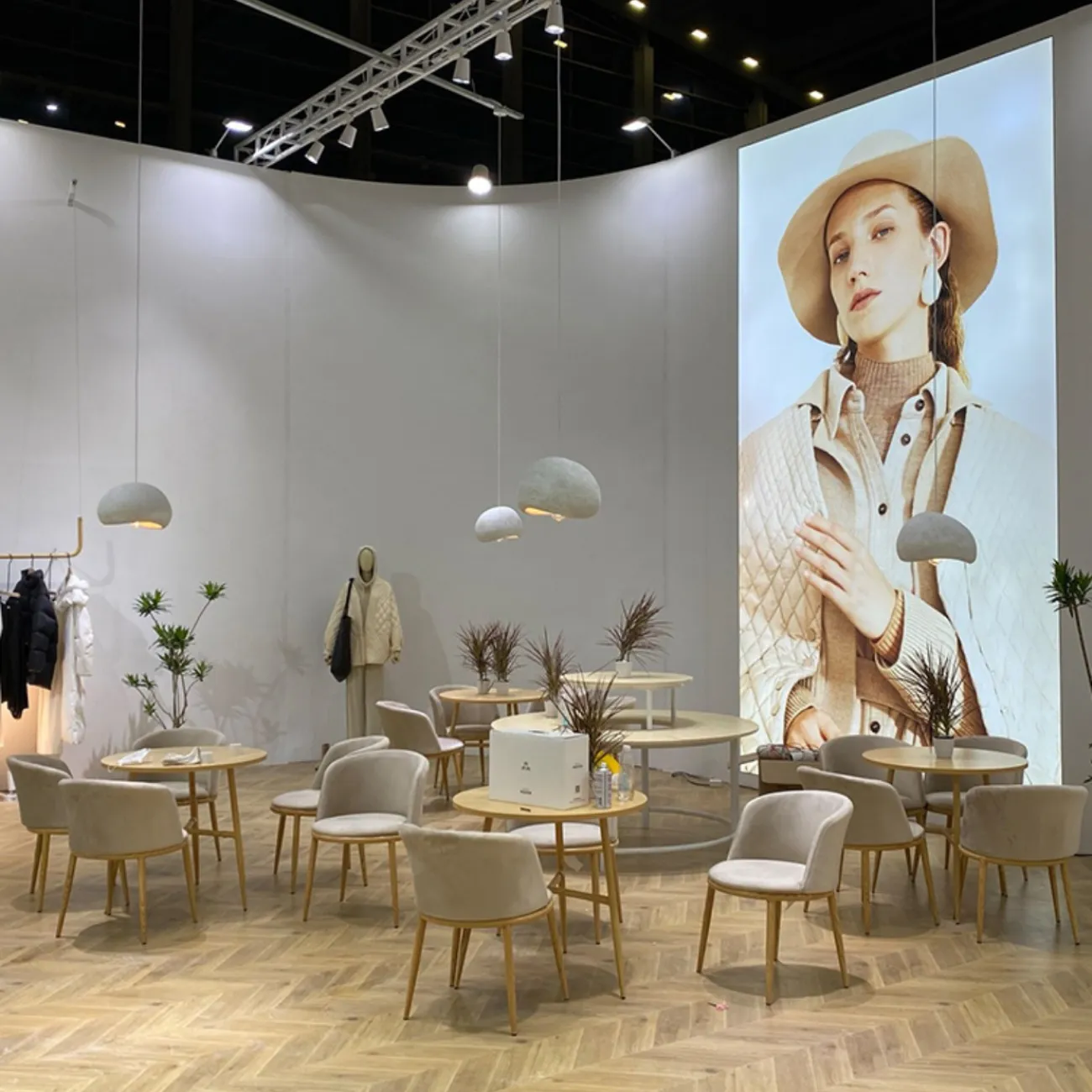 Подвесная люстра CEMENCLOUD A D50 White от ImperiumLoft Подвесная люстра CEMENCLOUD A D50 White от ImperiumLoft