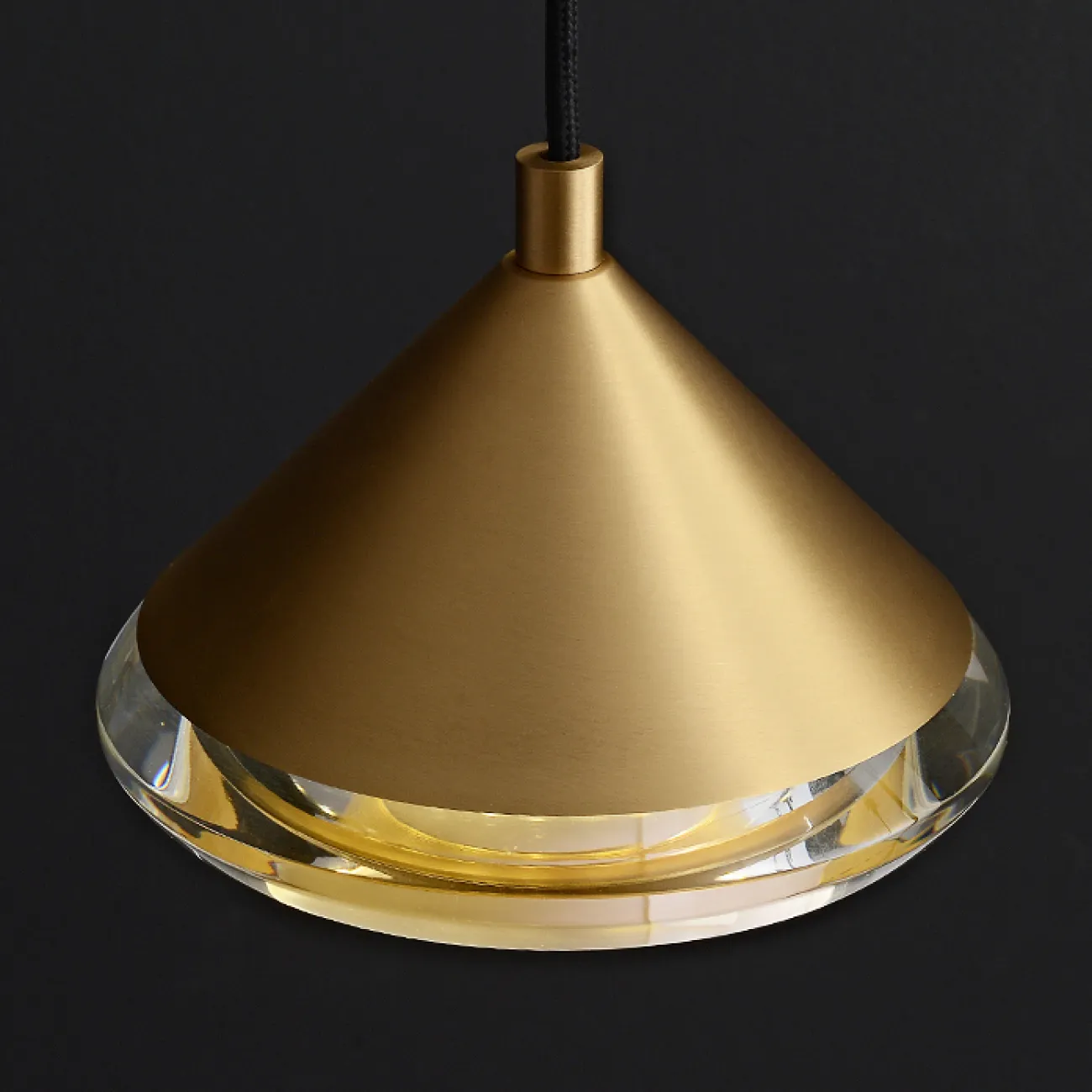 Подвесной светильник KONUS ONE от ImperiumLoft