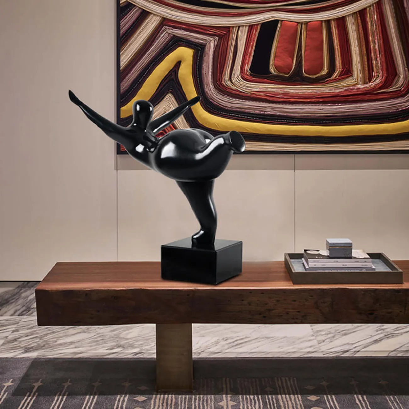 Дизайнерская скульптура  женщины LaLume-SKT00154 