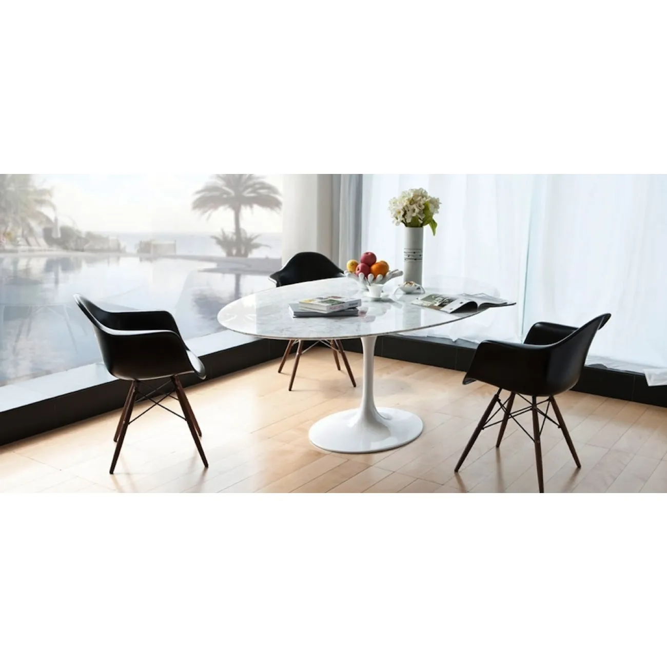 Стол Tulip Round designed by Eero Saarinen in 1956 от LaLume