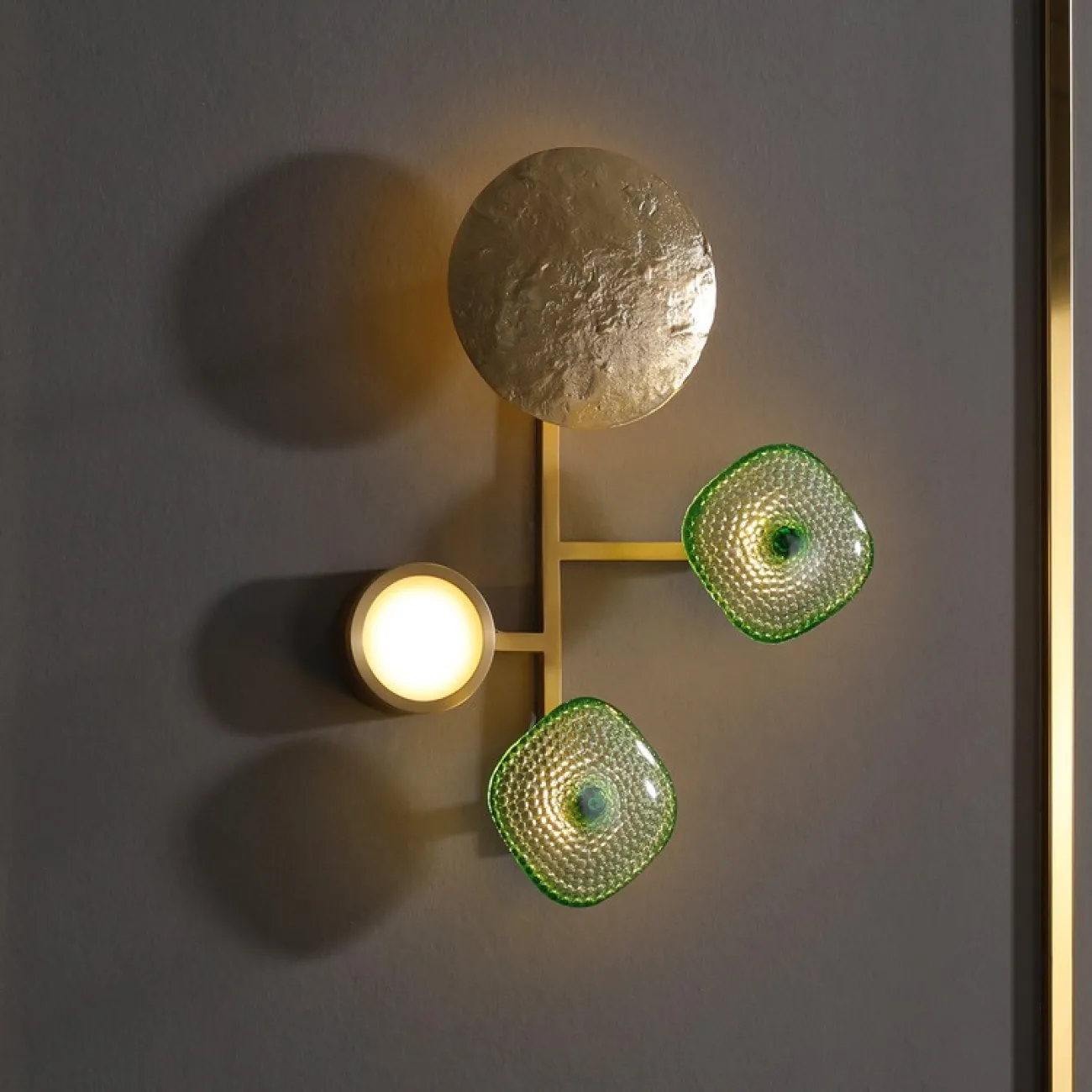 Настенный светильник SHIELD A от ImperiumLoft