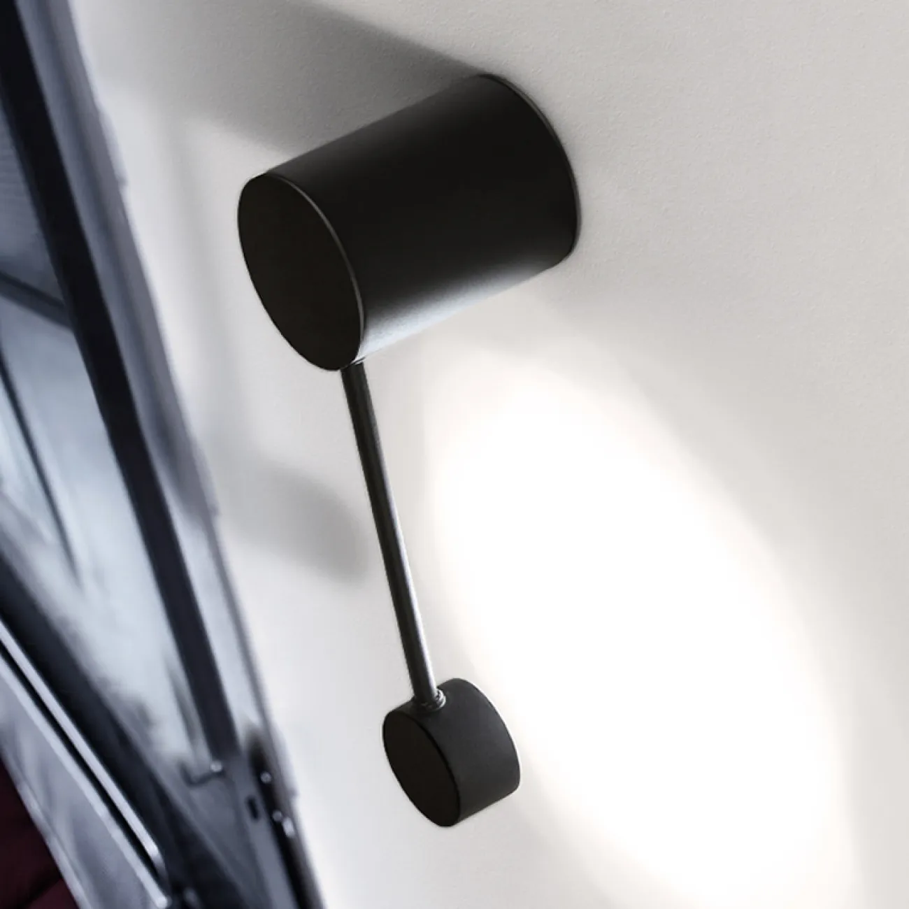 Бра Via Pin Wall L29,5 Black от ImperiumLoft