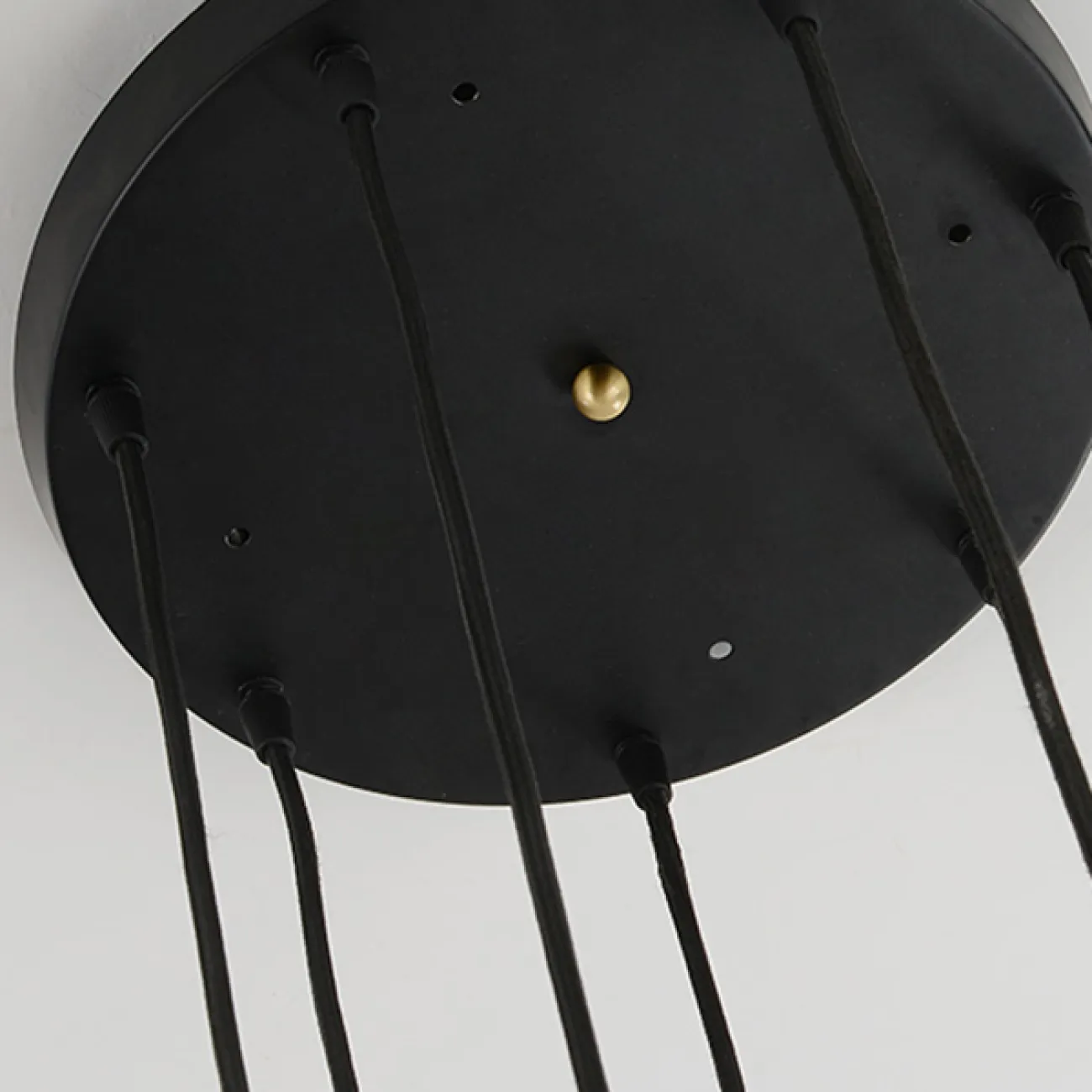 Готовая комбинация подвесных светильников c шарообразными плафонами из натурального белого мрамора MOSA L9