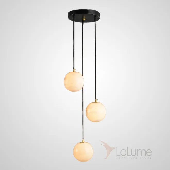 Готовая комбинация подвесных светильников c шарообразными плафонами из натурального белого мрамора MOSA L3