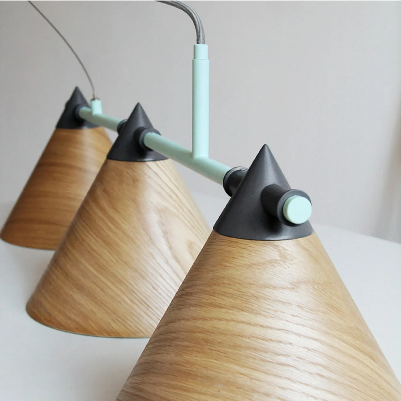 Подвесной реечный светильник CONE 4 от ImperiumLoft