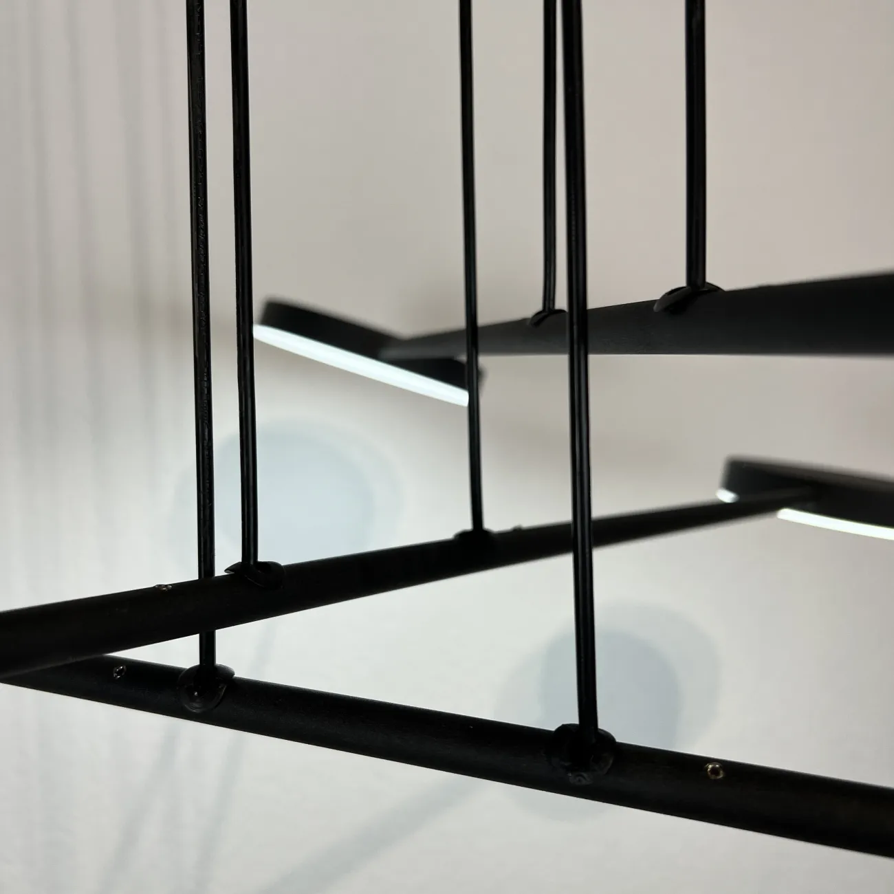 Люстра на штангах LESTI от ImperiumLoft