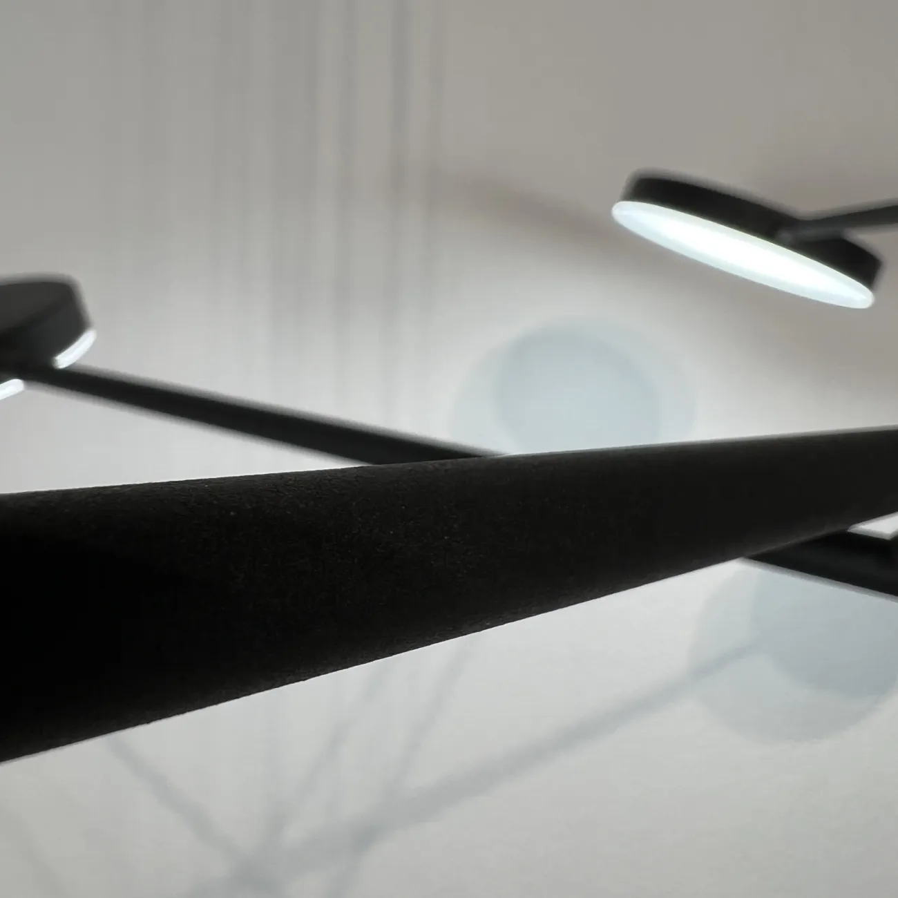 Люстра на штангах LESTI от ImperiumLoft