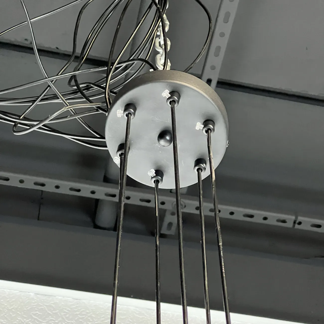 Люстра на штангах LESTI от ImperiumLoft