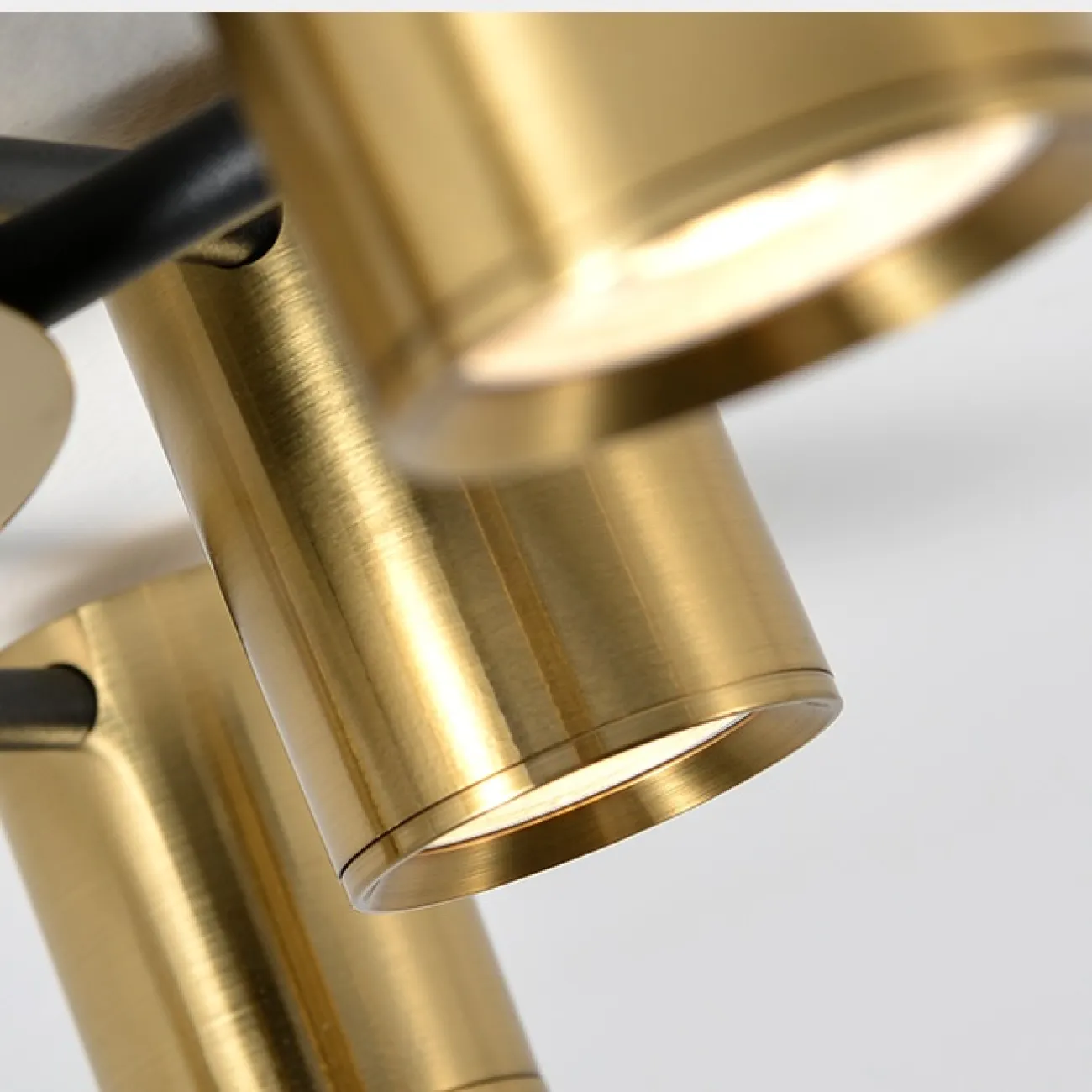 Потолочная люстра ARDIS от ImperiumLoft