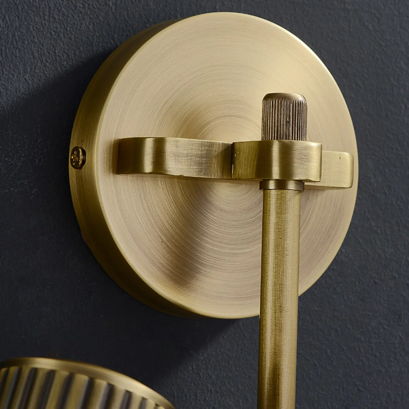 Настенный светильник TRIGGER WALL L2 от ImperiumLoft