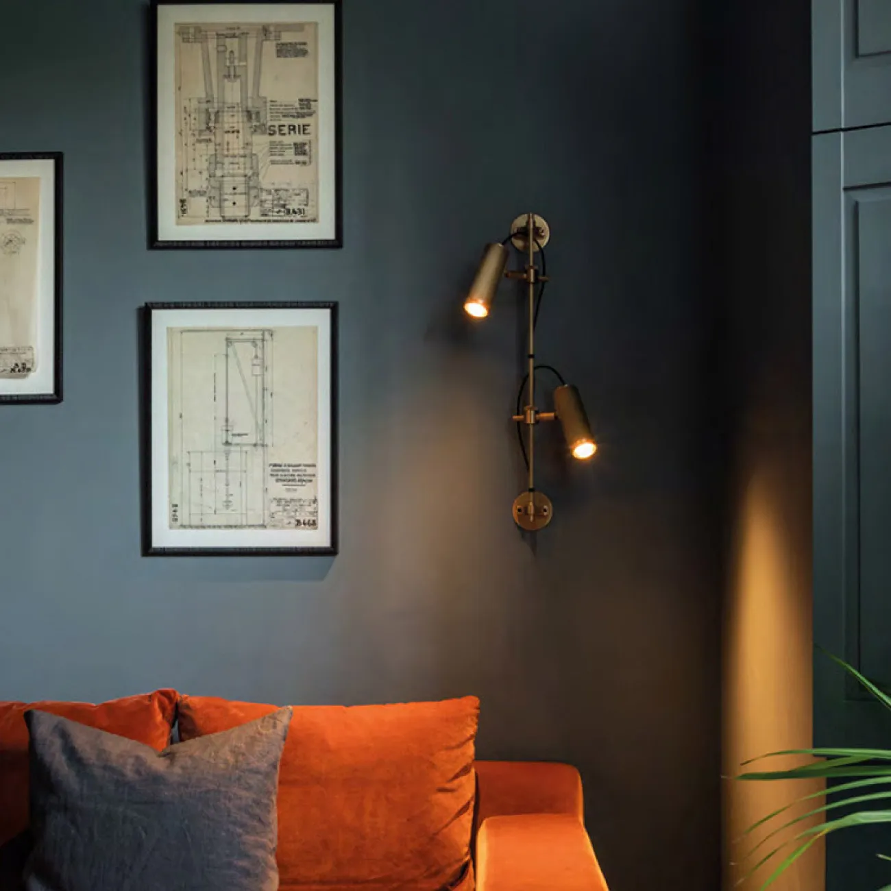 Настенный светильник TRIGGER WALL L2 от ImperiumLoft