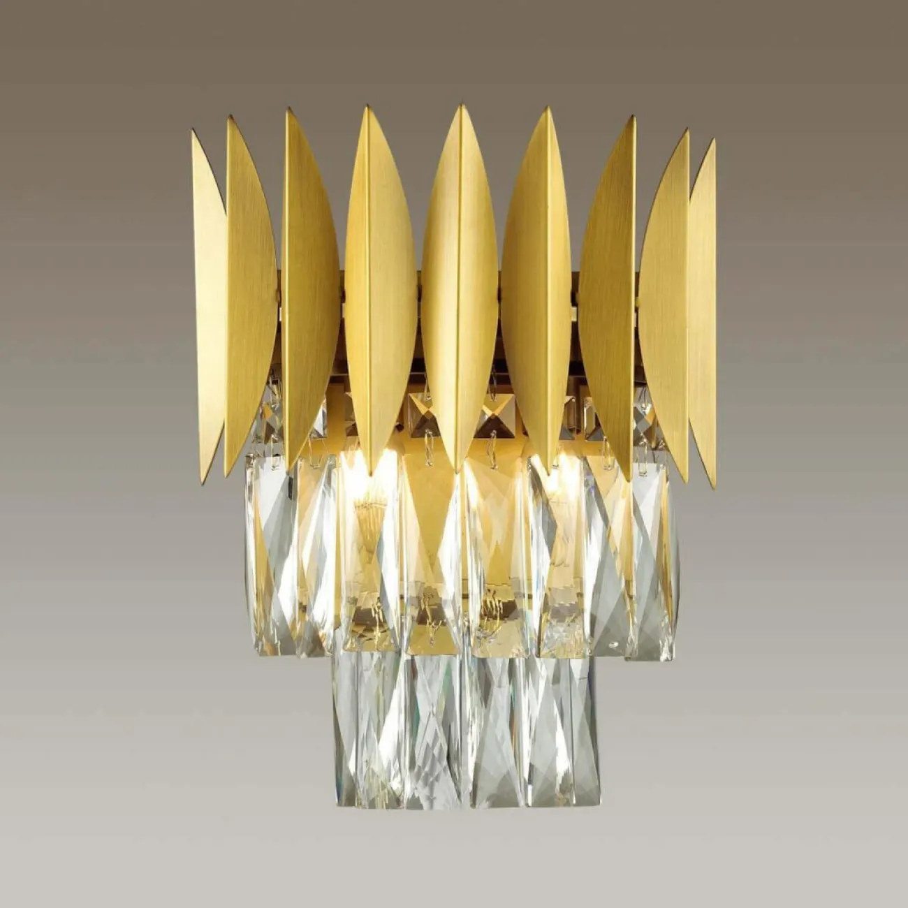 Настенный светильник FEMIDA WALL от ImperiumLoft