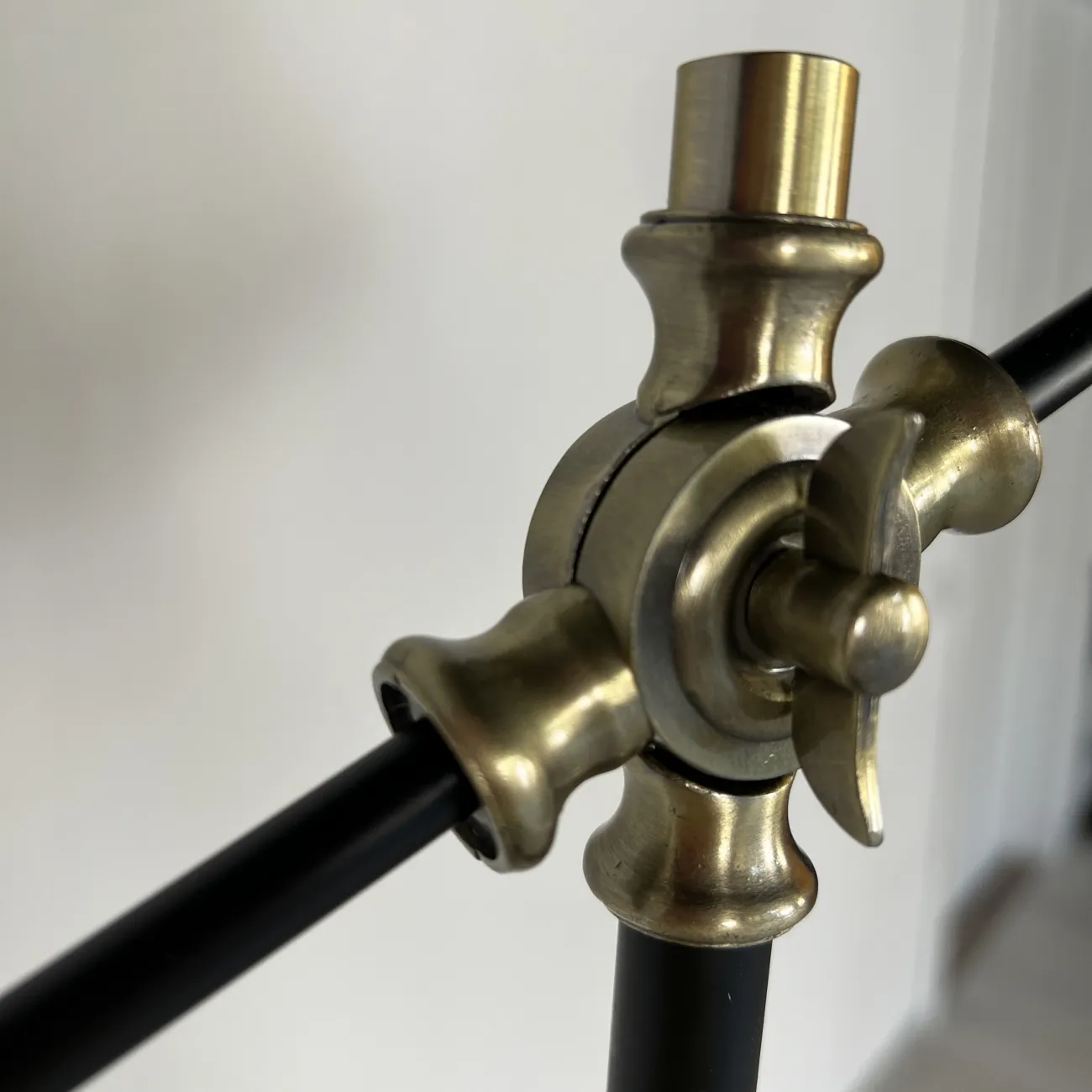 Напольный торшер PIPE beige от ImperiumLoft Напольный торшер PIPE beige от ImperiumLoft