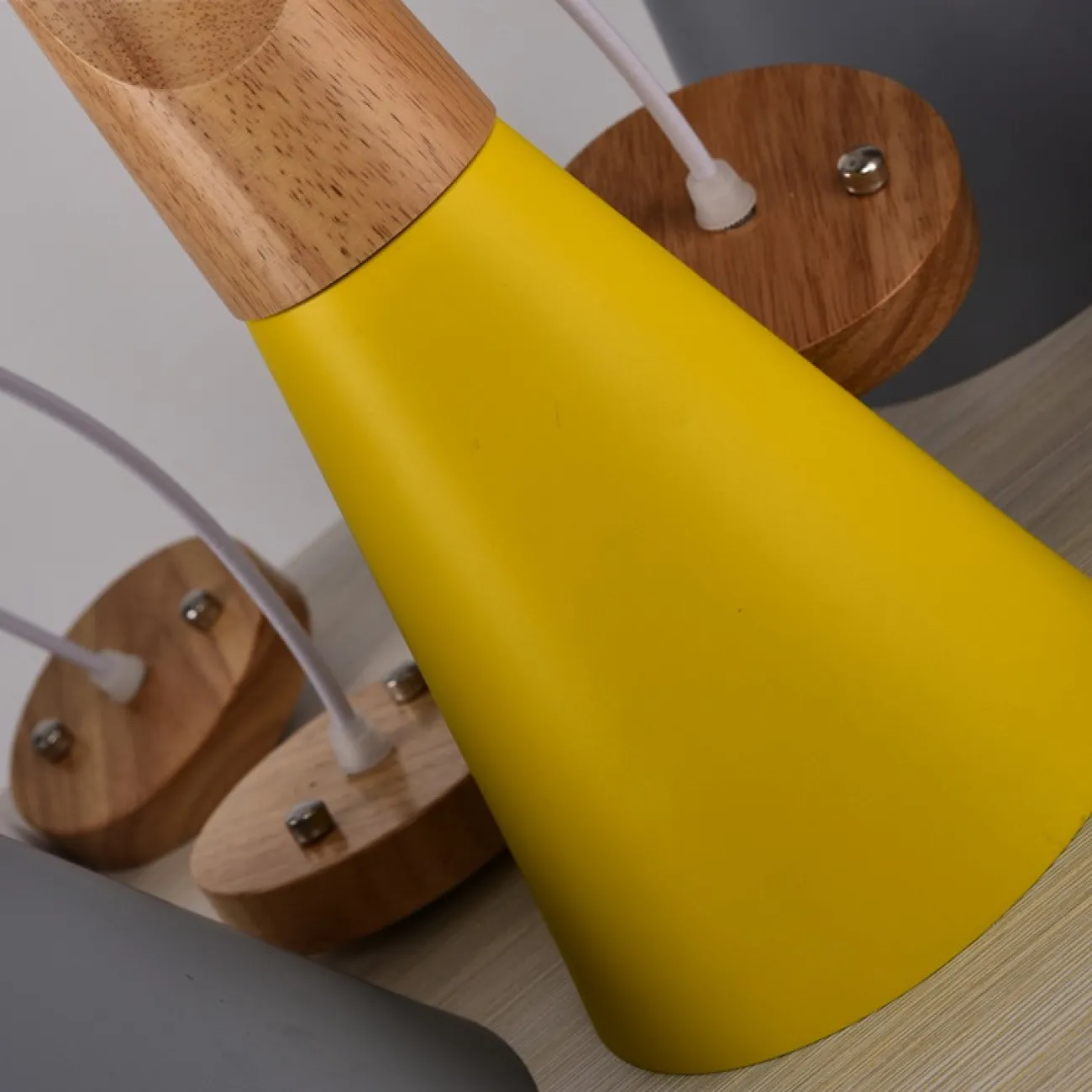 Подвесной светильник XD-B Yellow от ImperiumLoft