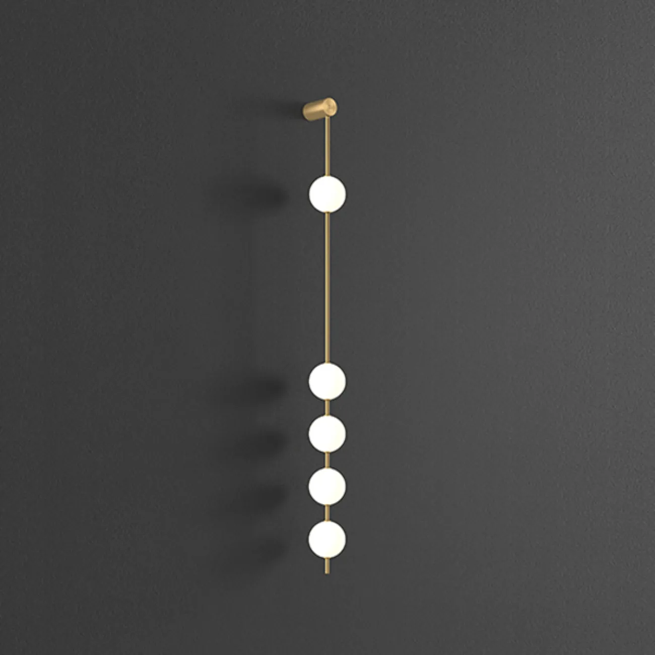 Серия настенных светильников с белыми шарообразными плафонами на вертикальной стойке из настоящей латуни ADILS WALL H158