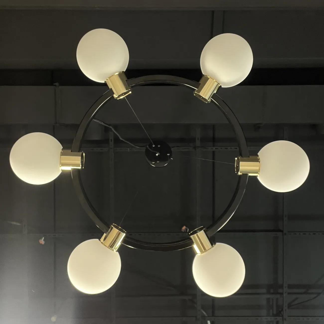 Подвесная люстра FLAMB D57 от ImperiumLoft Подвесная люстра FLAMB D57 от ImperiumLoft