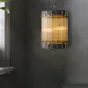 Настенный светильник с трехъярусным плафоном из рельефных стеклянных пластин прямоугольной формы RUDINE