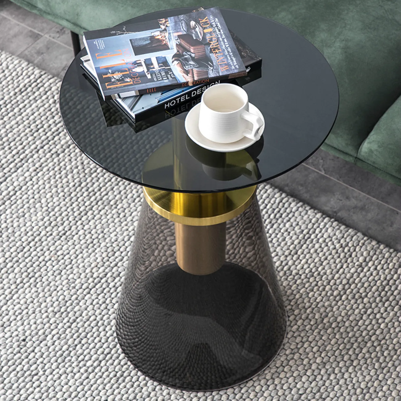 Дизайнерский журнальный столик LaLume-AP00273