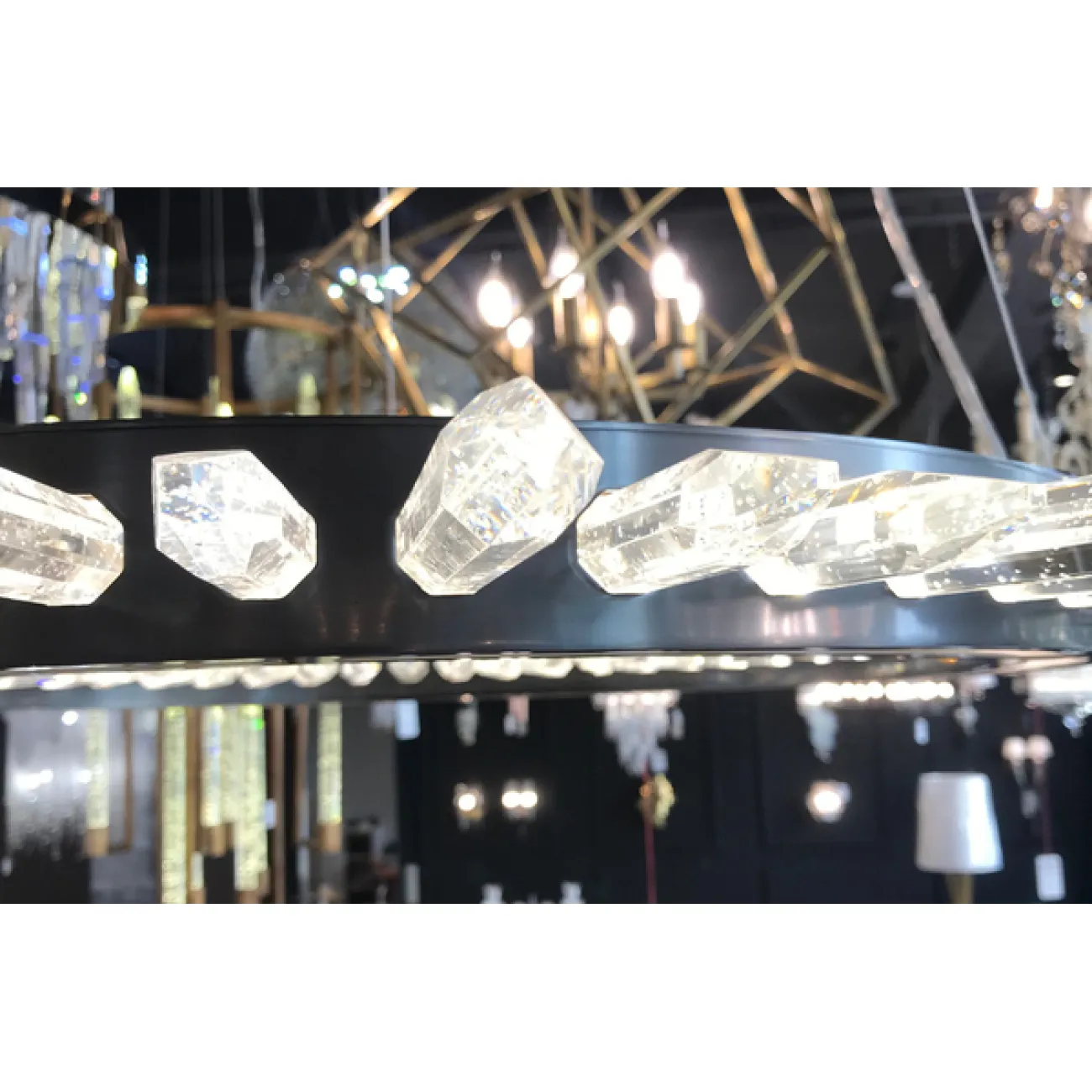 Люстра ImperiumLoft Aspen dark bronze P98021L dark bronze от ImperiumLoft Люстра ImperiumLoft Aspen dark bronze P98021L dark bronze от ImperiumLoft